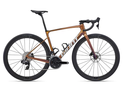 Giant Defy Advanced Pro 1 - országúti kerékpár - 2025