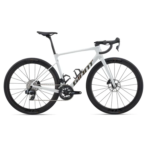 GIANT Defy Advanced Pro 1  férfi országúti kerékpár - White